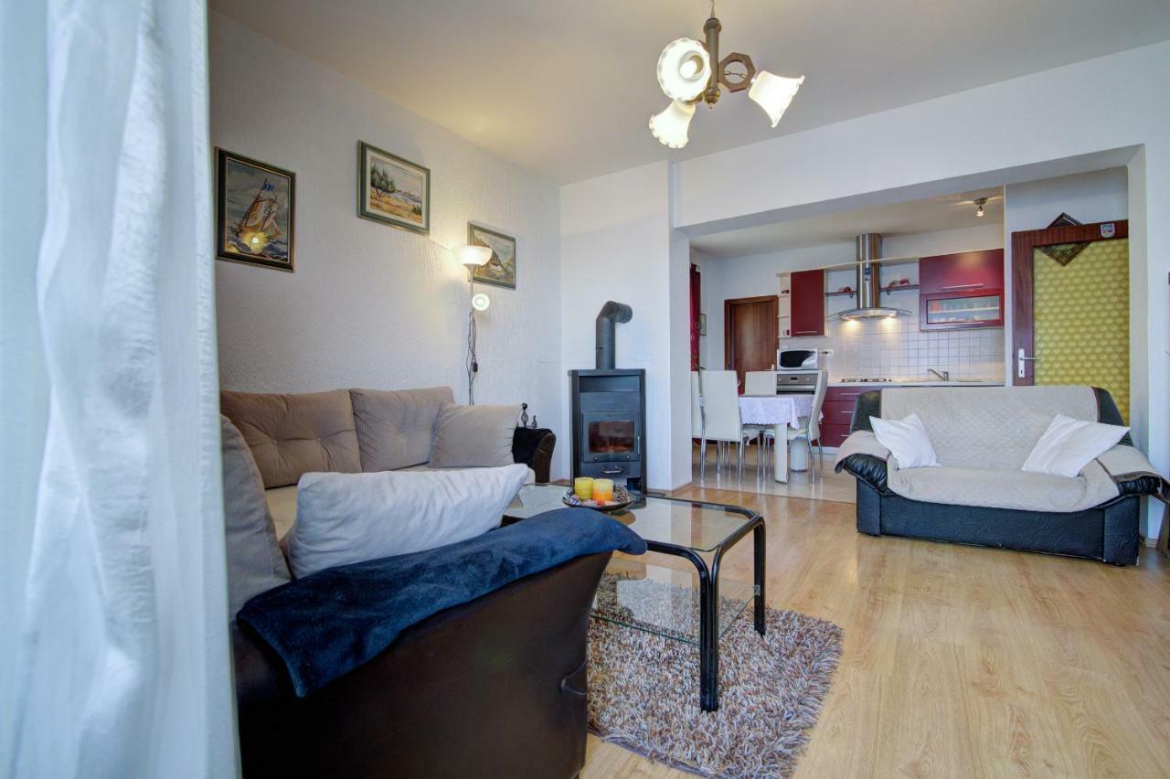Apartment Luca Senj  Eksteriør billede